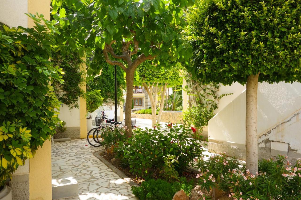 Apartamento Oasis Playas de Vera Екстер'єр фото